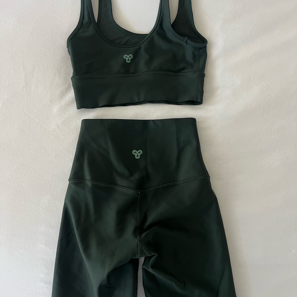 Dark Green Sports Bra and Biker Shorts Set